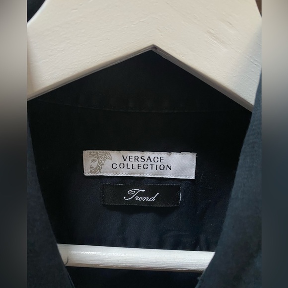 Versace Collection Men’s Trend Fit Button Up in Black (Size 15.5) - Picture 3 of 14